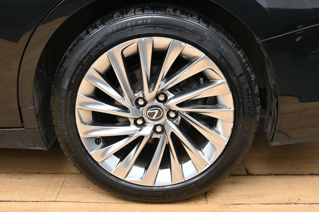 Used 2019 Lexus ES 350 Ultra Luxury w/ Accessory Package 2 FWD image 14