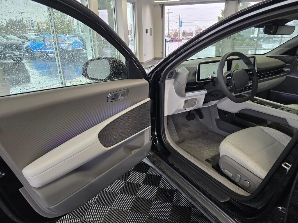 New 2025 Hyundai Ioniq 6 SEL image 33