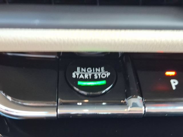 Certified 2026 Lincoln Corsair Premiere AWD/4WD image 21