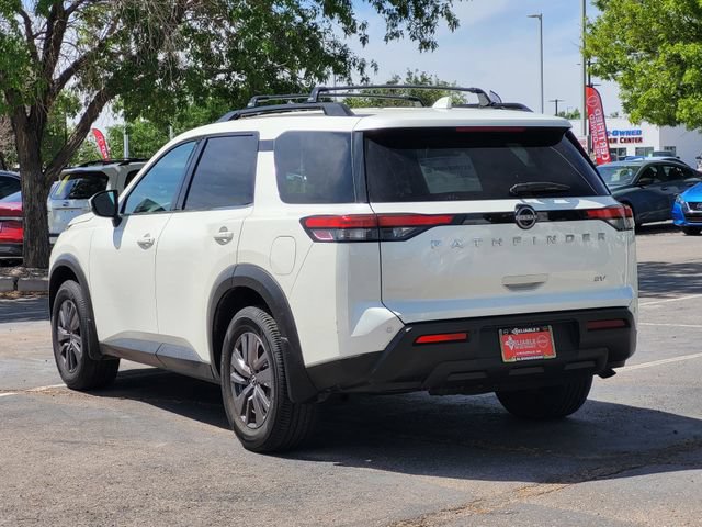 Certified 2022 Nissan Pathfinder SV w/ Cargo Package FWD image 4
