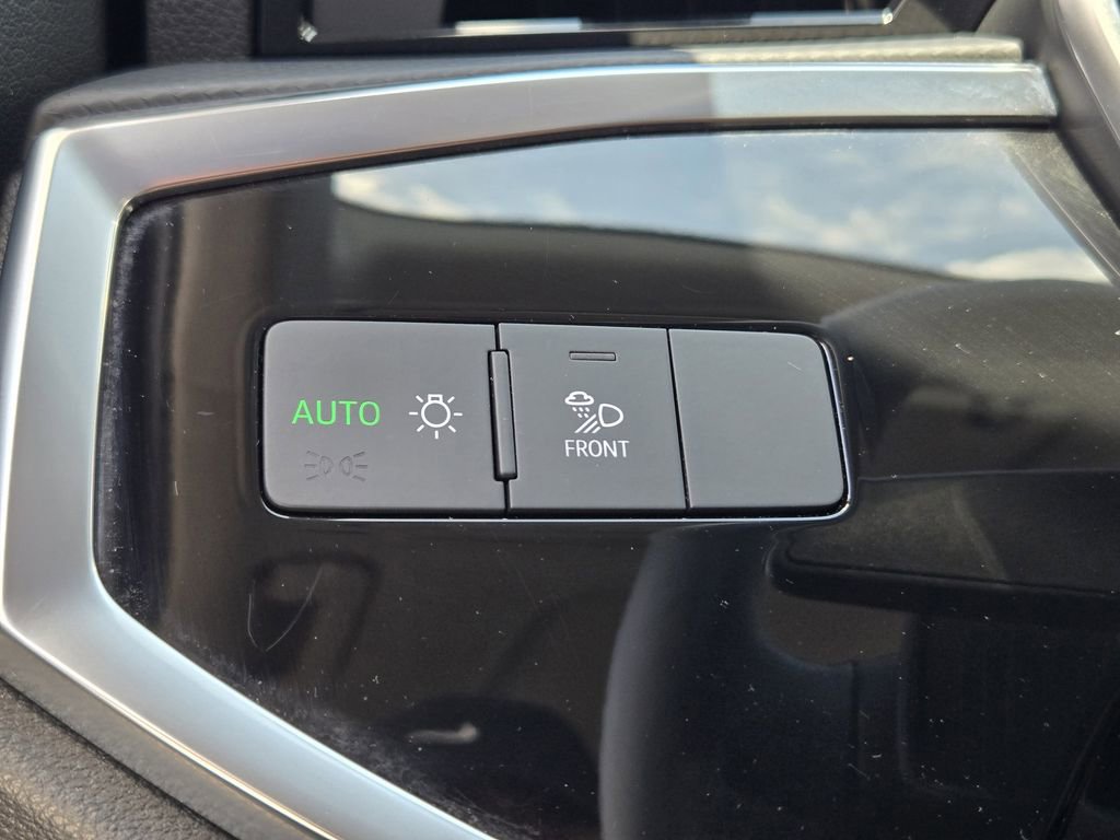 Certified 2024 Audi Q3 2.0T Premium Plus AWD/4WD image 28