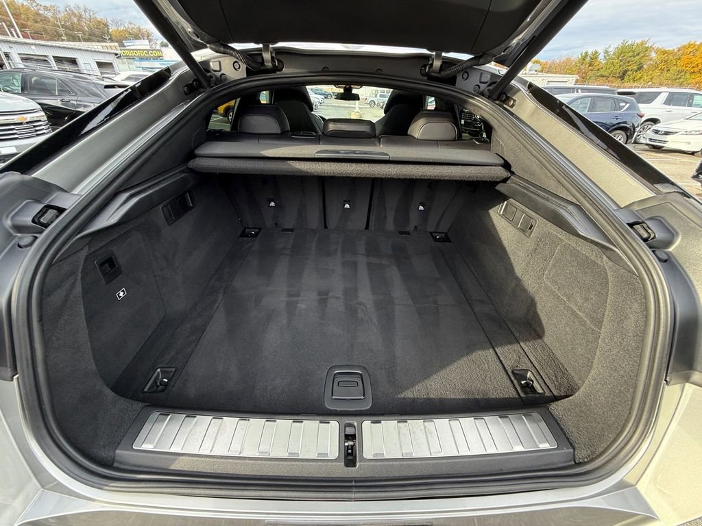 Used 2021 BMW X6 M w/ Competition Package image 28