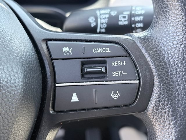 Used 2023 Honda HR-V LX image 13
