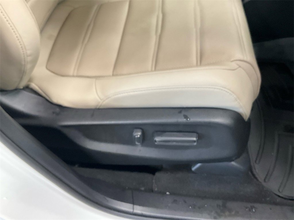 Used 2022 Honda CR-V EX-L image 17