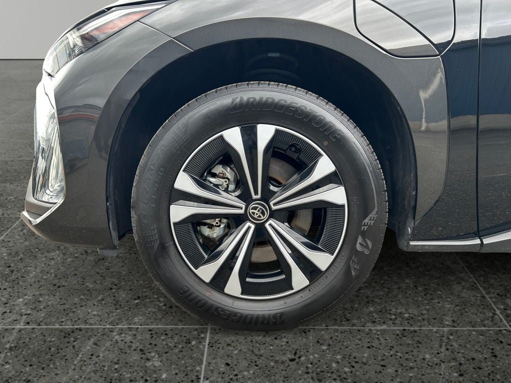 Used 2023 Toyota bZ4X AWD w/ Weather Package image 4
