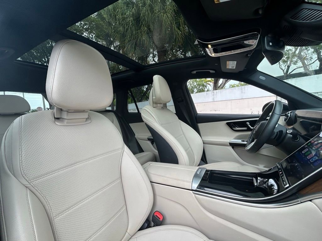 Used 2024 Mercedes-Benz GLC 300 4MATIC image 33