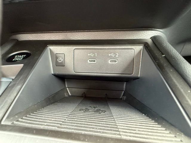 New 2025 Nissan Kicks SR w/ SR Premium Package AWD/4WD image 30