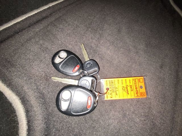 Used 2010 HUMMER H3T Luxury w/ Appearance Package image 28