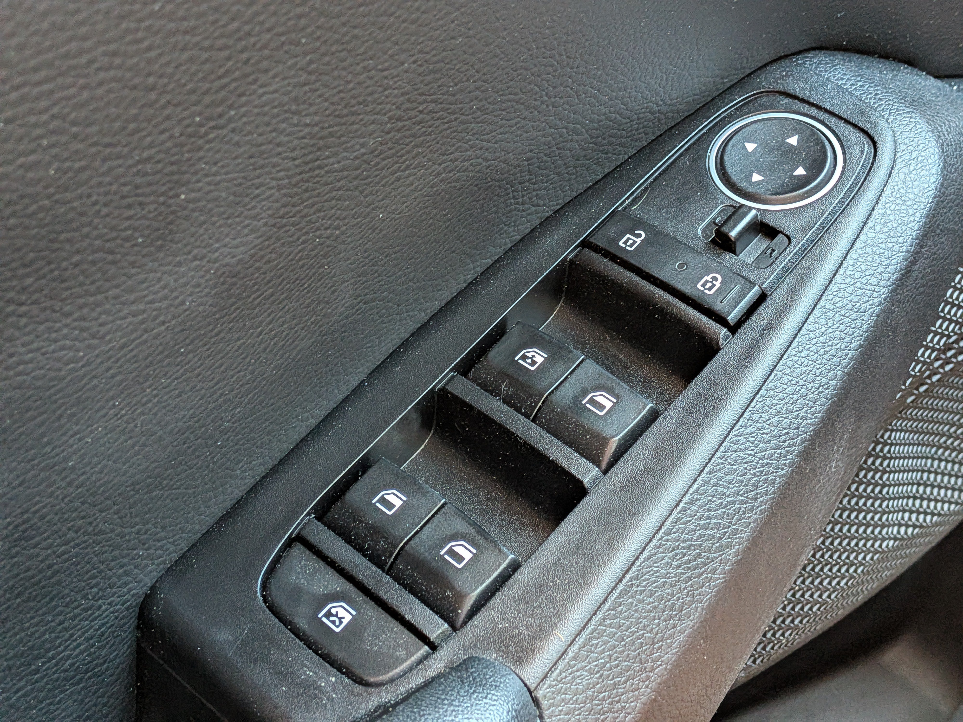 Used 2023 Kia Seltos EX AWD/4WD image 25