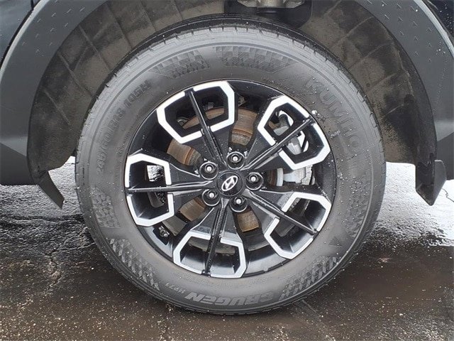 Certified 2022 Hyundai Santa Cruz SEL w/ Activity Package image 10