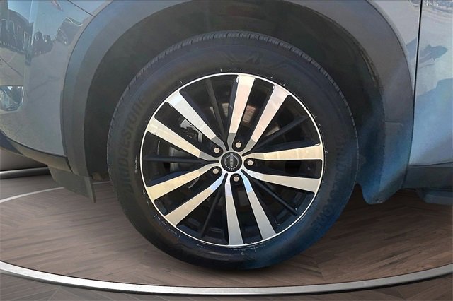 Certified 2023 Nissan Pathfinder Platinum w/ Lighting Package (N93) image 9