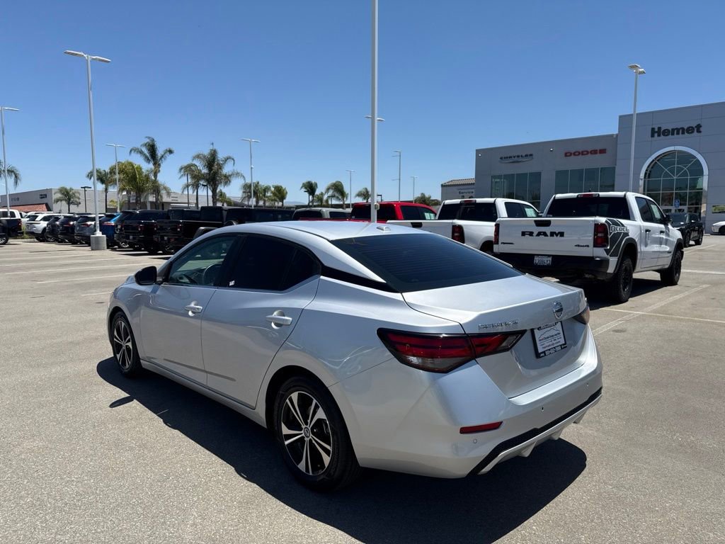 Used 2022 Nissan Sentra SV FWD image 6
