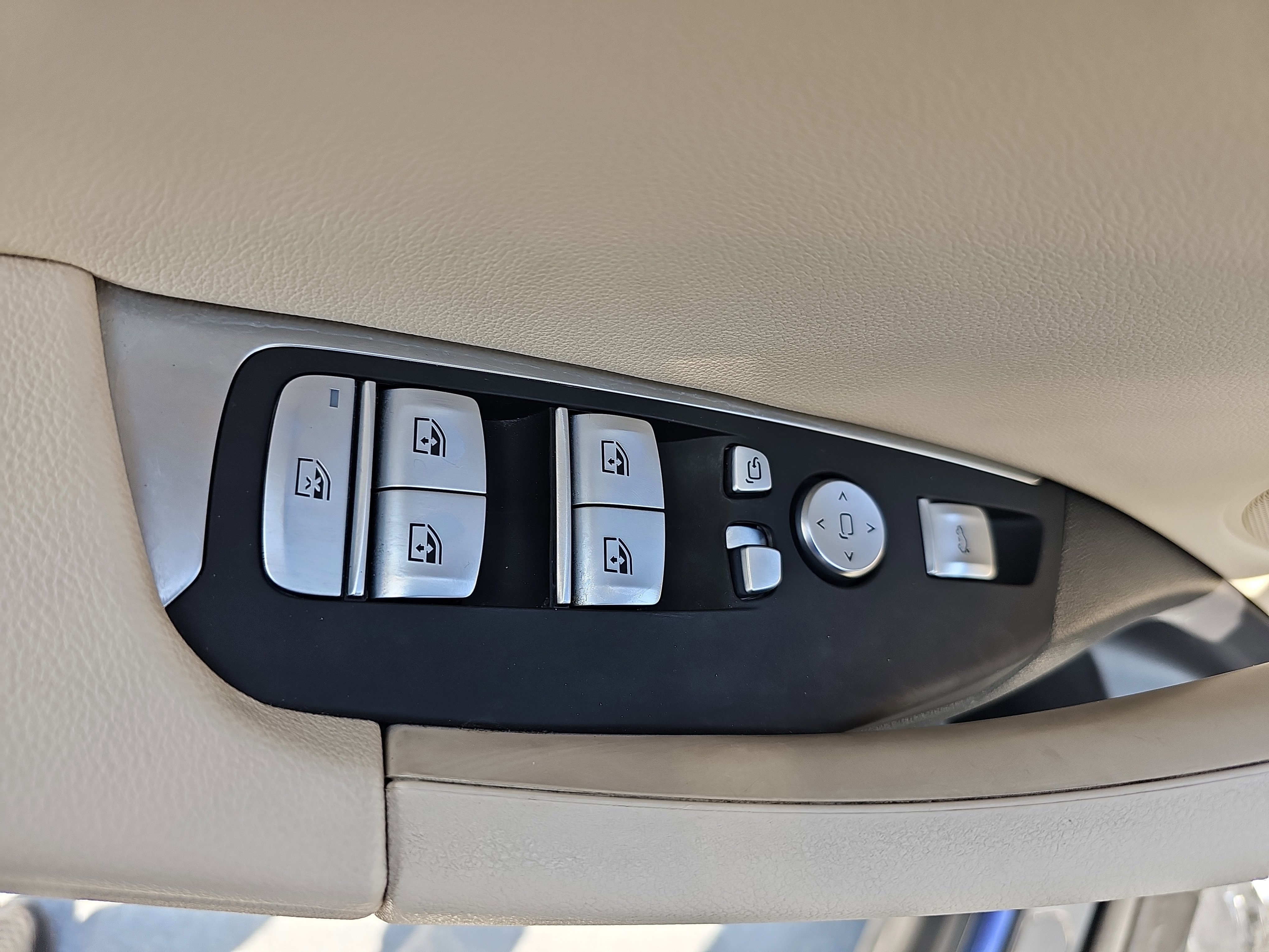 Certified 2022 BMW X3 sDrive30i w/ Convenience Package image 28