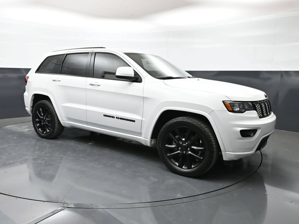 Used 2020 Jeep Grand Cherokee Altitude