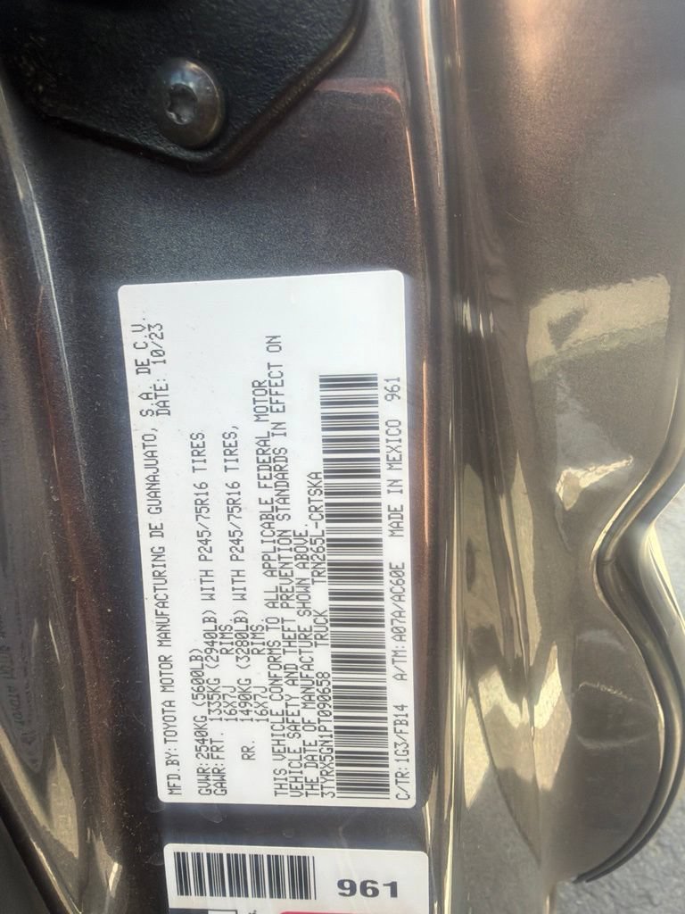 Used 2023 Toyota Tacoma SR w/ SR Convenience Package RWD image 11