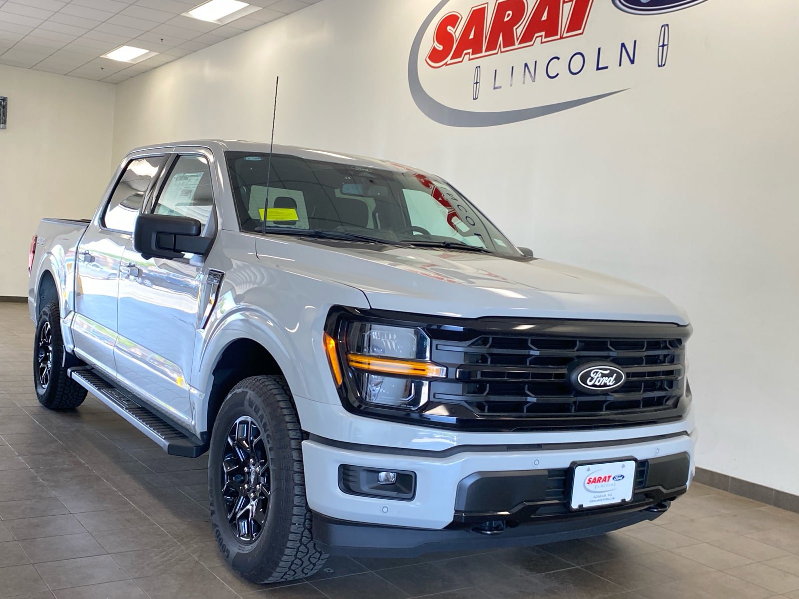 New 2026 Ford F150 XLT w/ Equipment Group 302A MID AWD/4WD image 2