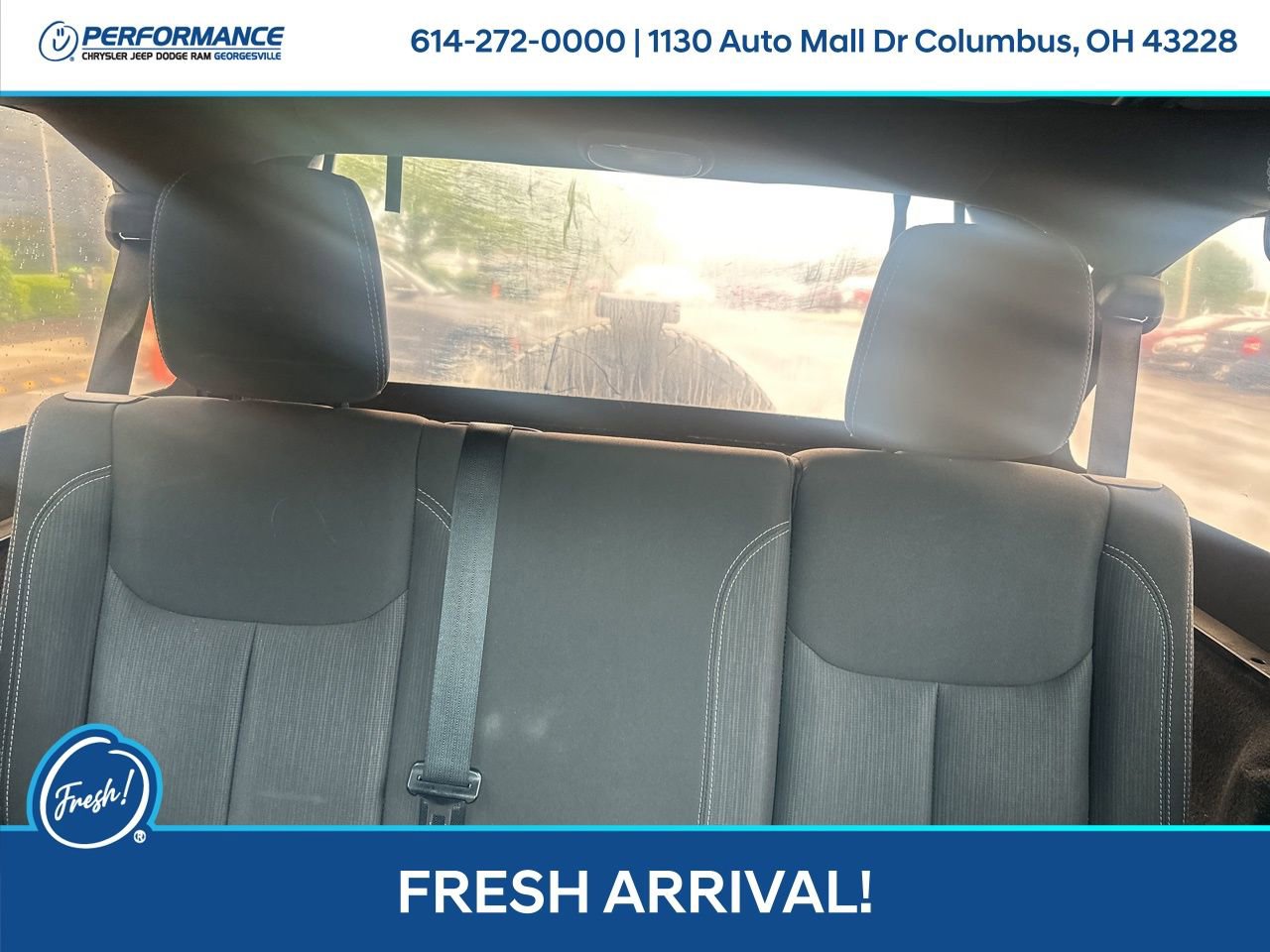 Used 2017 Jeep Wrangler Unlimited Sahara w/ Connectivity Group AWD/4WD image 25