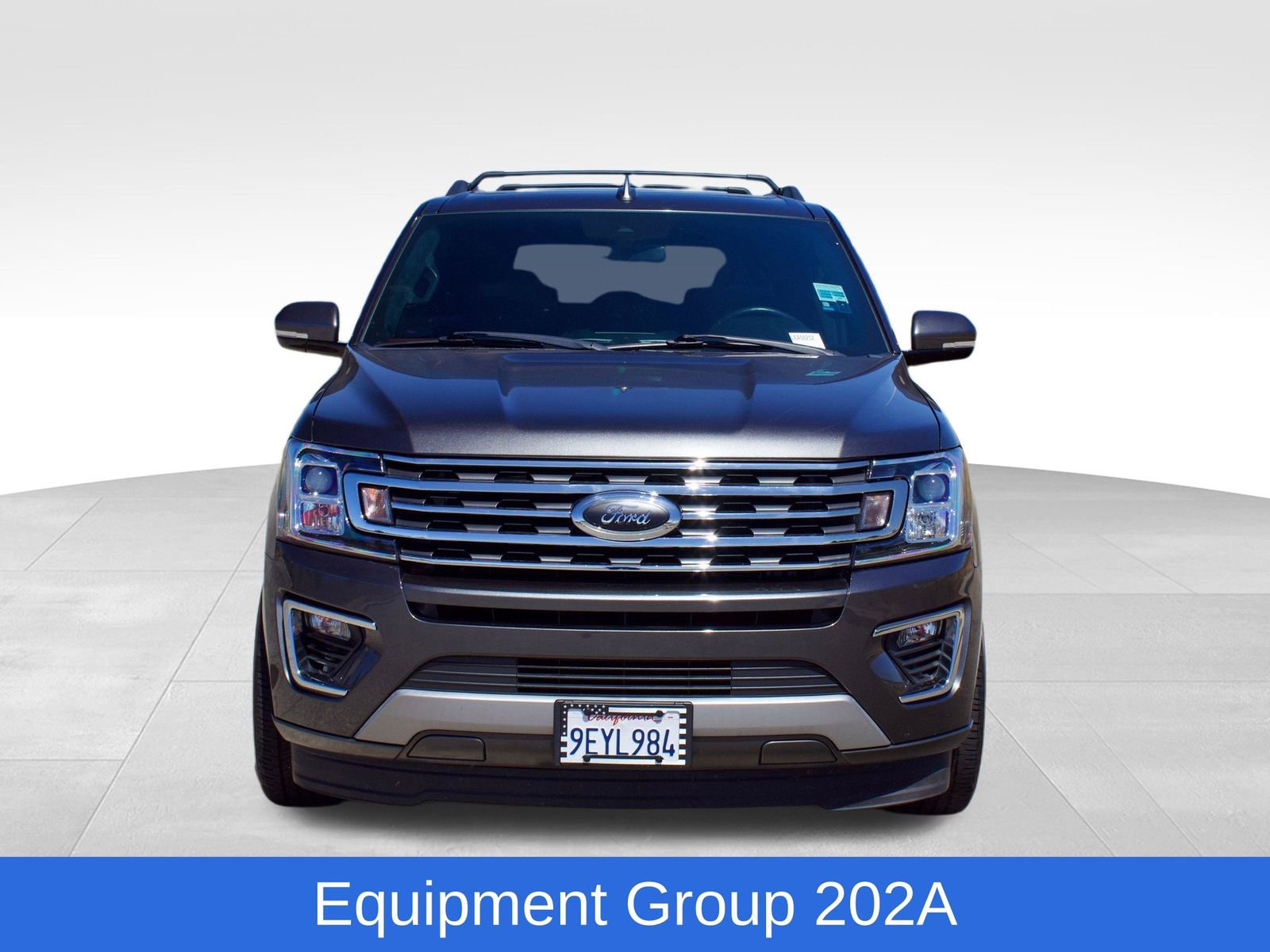 Used 2020 Ford Expedition XLT w/ Equipment Group 202A RWD image 3