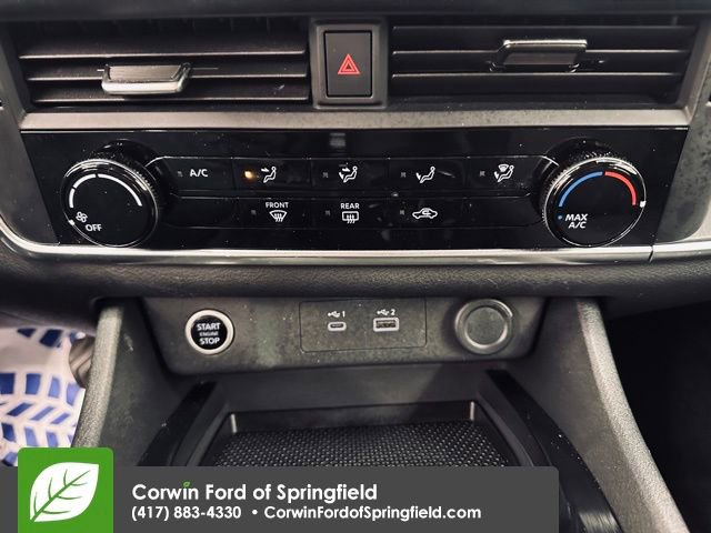 Used 2021 Nissan Rogue S image 22