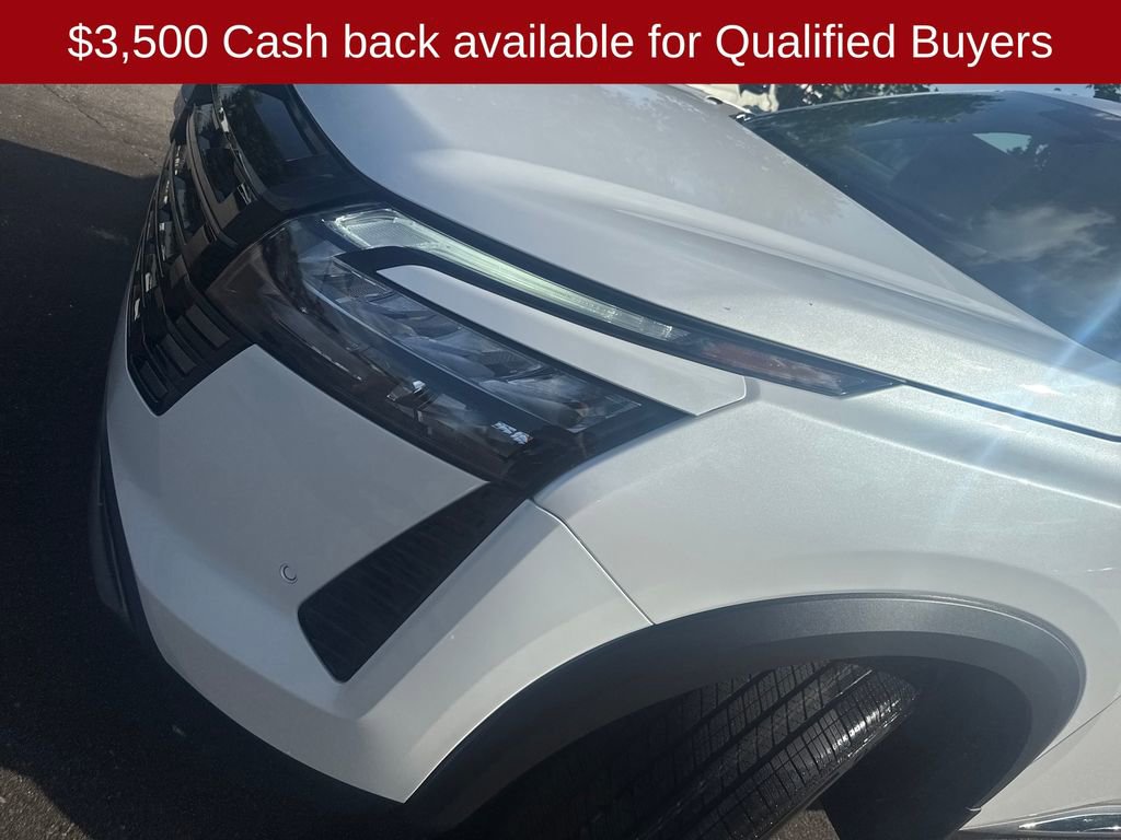 New 2026 Nissan Pathfinder Platinum image 35