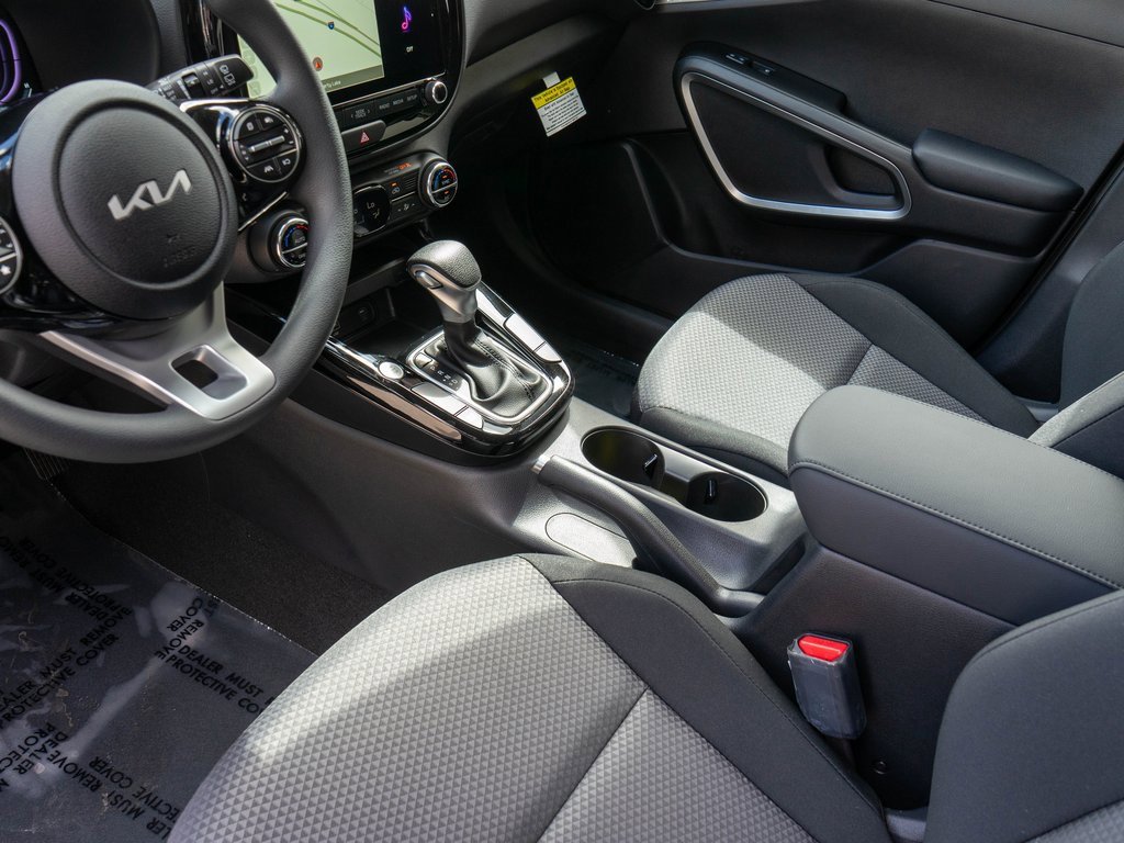 New 2025 Kia Soul S image 17