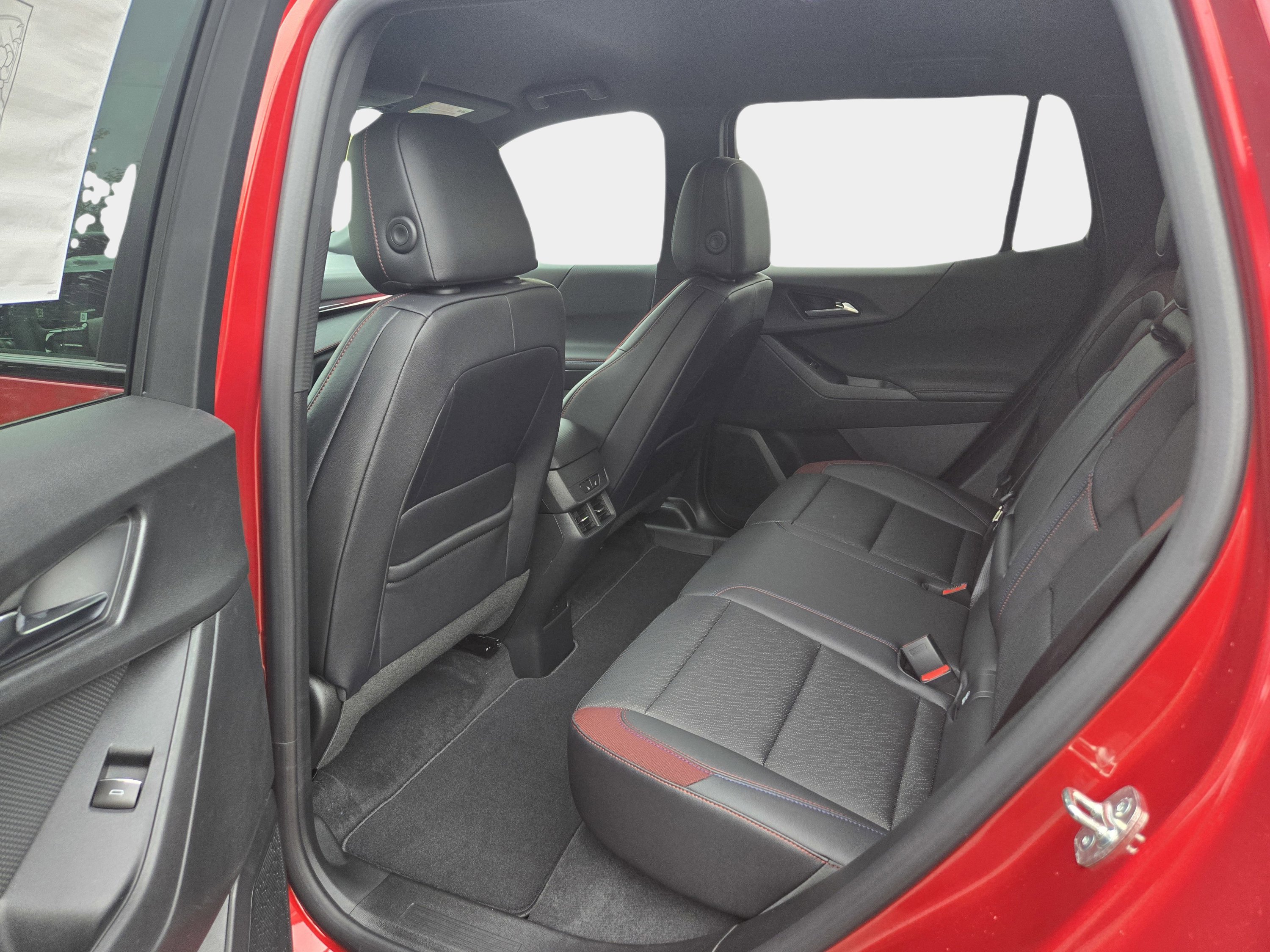 New 2026 Chevrolet Equinox RS w/ Convenience Package III image 4