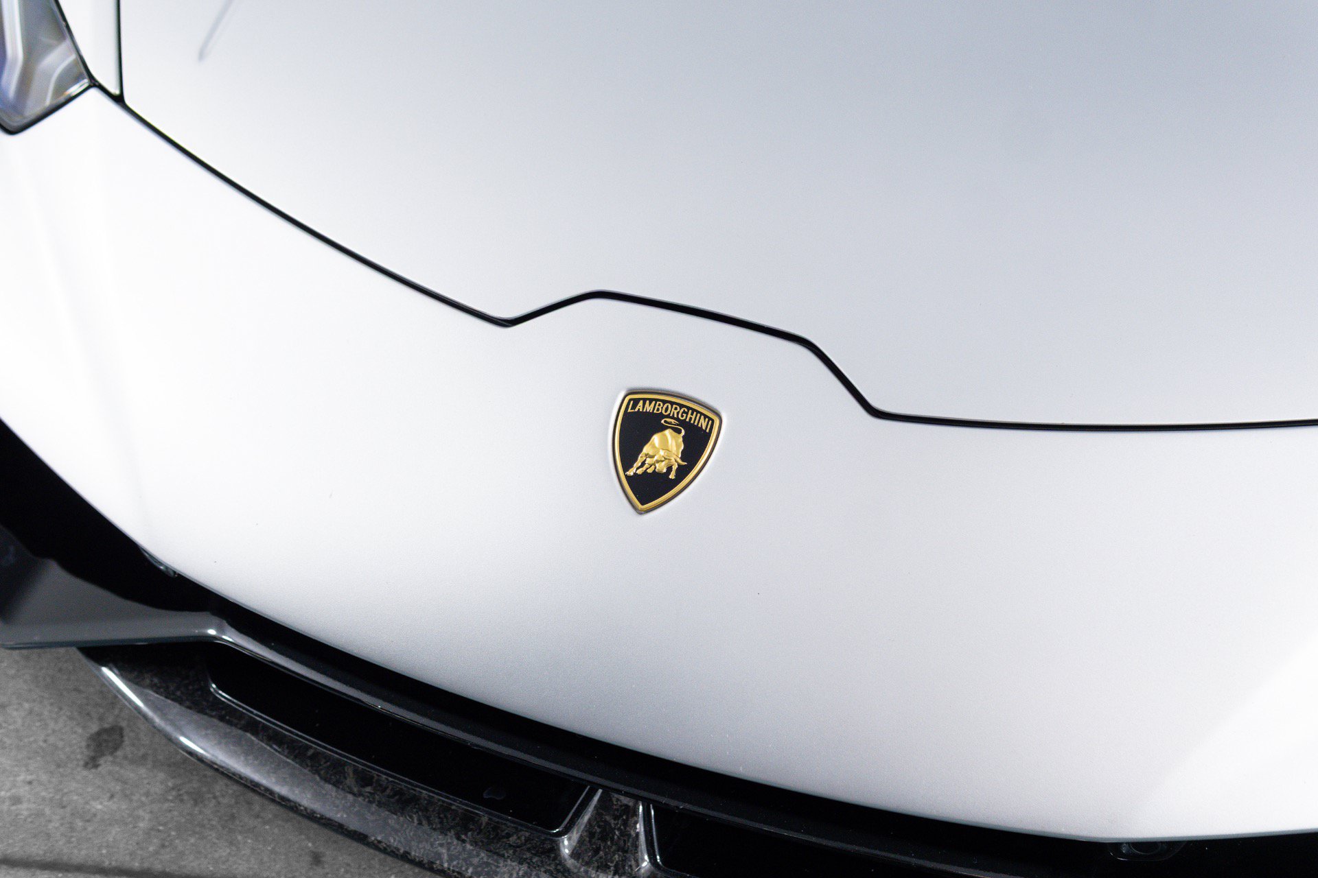 Used 2018 Lamborghini Huracan Performante AWD/4WD image 11