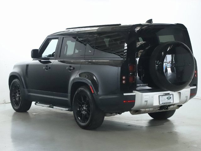 Certified 2023 Land Rover Defender 130 SE AWD/4WD image 5