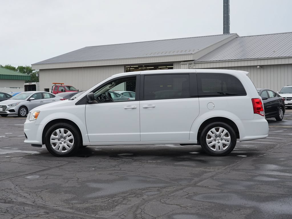 Used 2018 Dodge Grand Caravan SE w/ UConnect Hands-Free Group FWD image 6