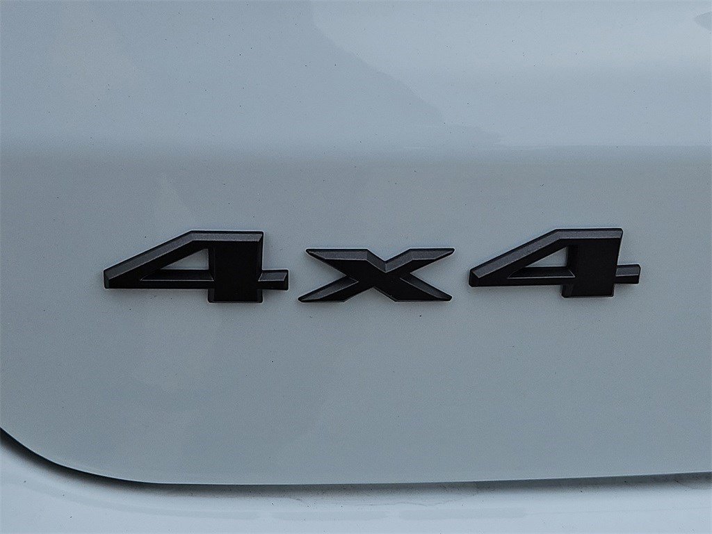 New 2026 Jeep Compass Latitude image 15