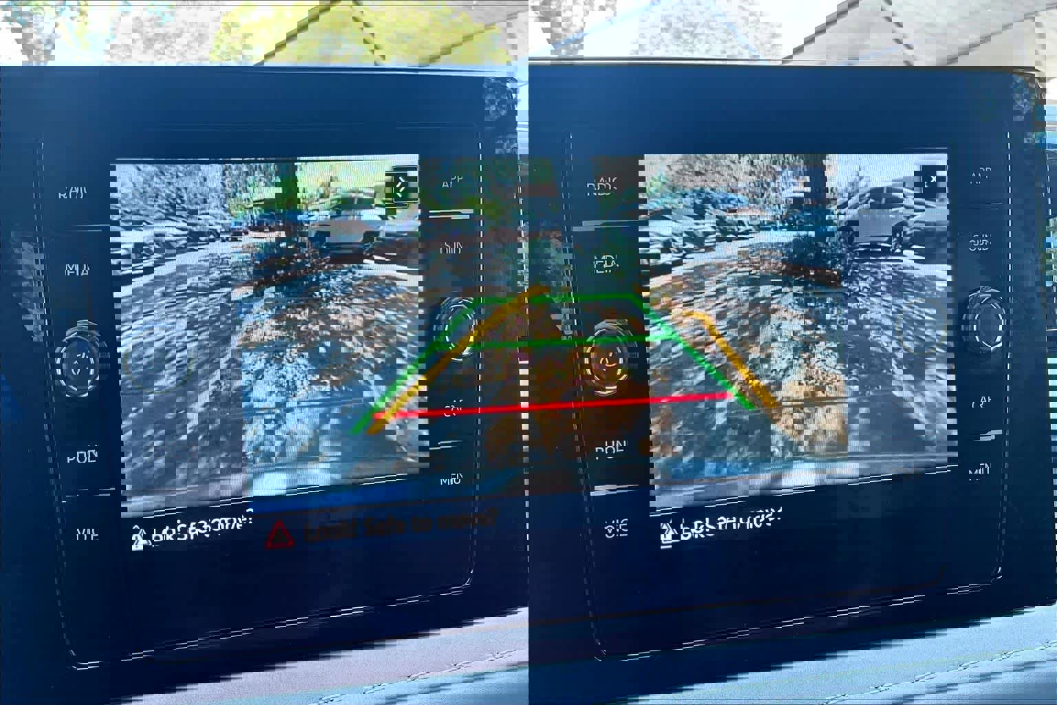 Used 2025 Volkswagen Taos SE w/ Black Wheel Package FWD image 27