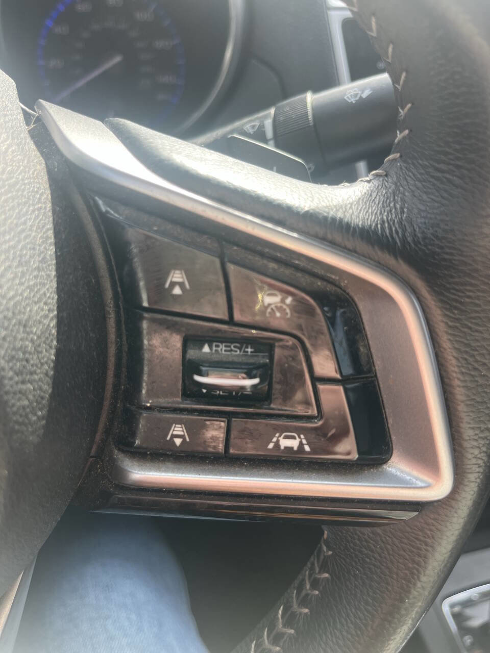 Used 2018 Subaru Legacy 2.5i Limited image 31