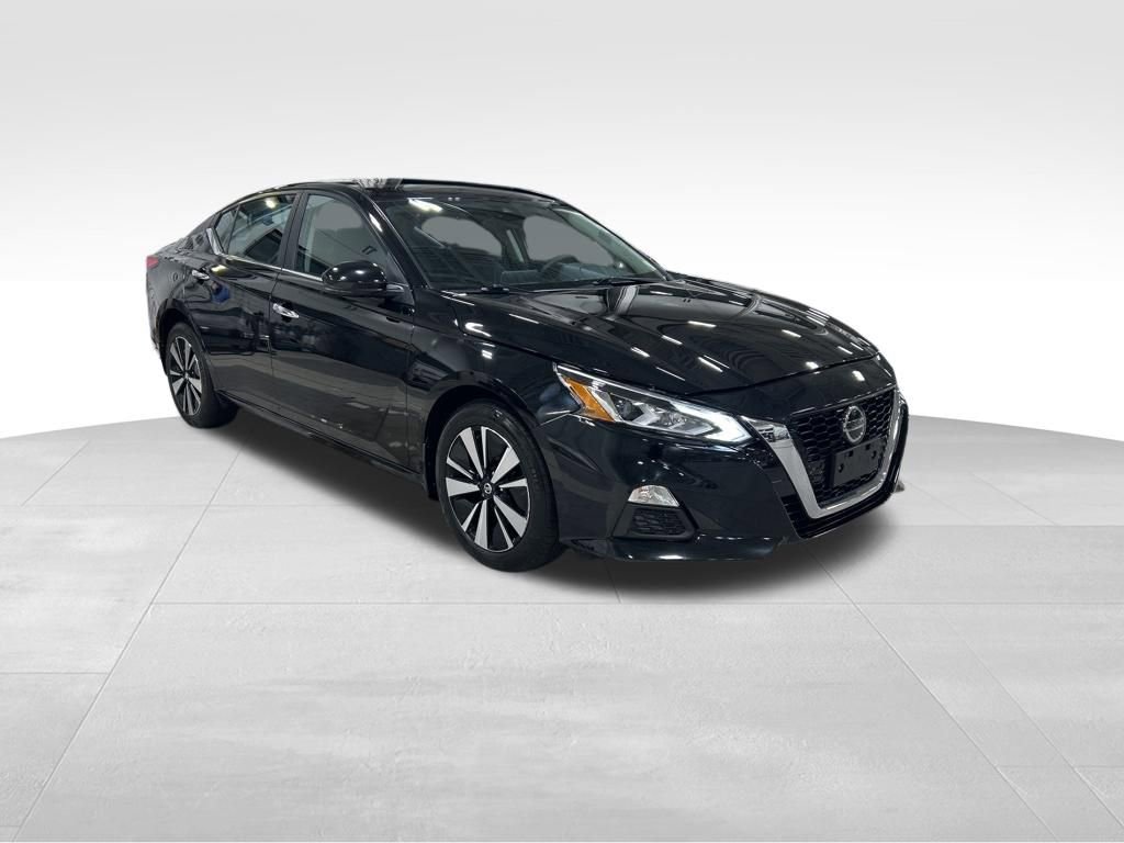Used 2021 Nissan Altima 2.5 SV w/ SV Premium Package image 26