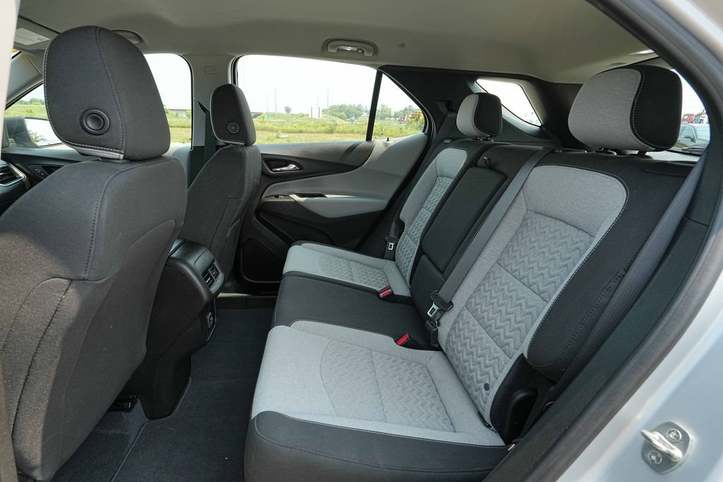 Used 2022 Chevrolet Equinox LS AWD/4WD image 19