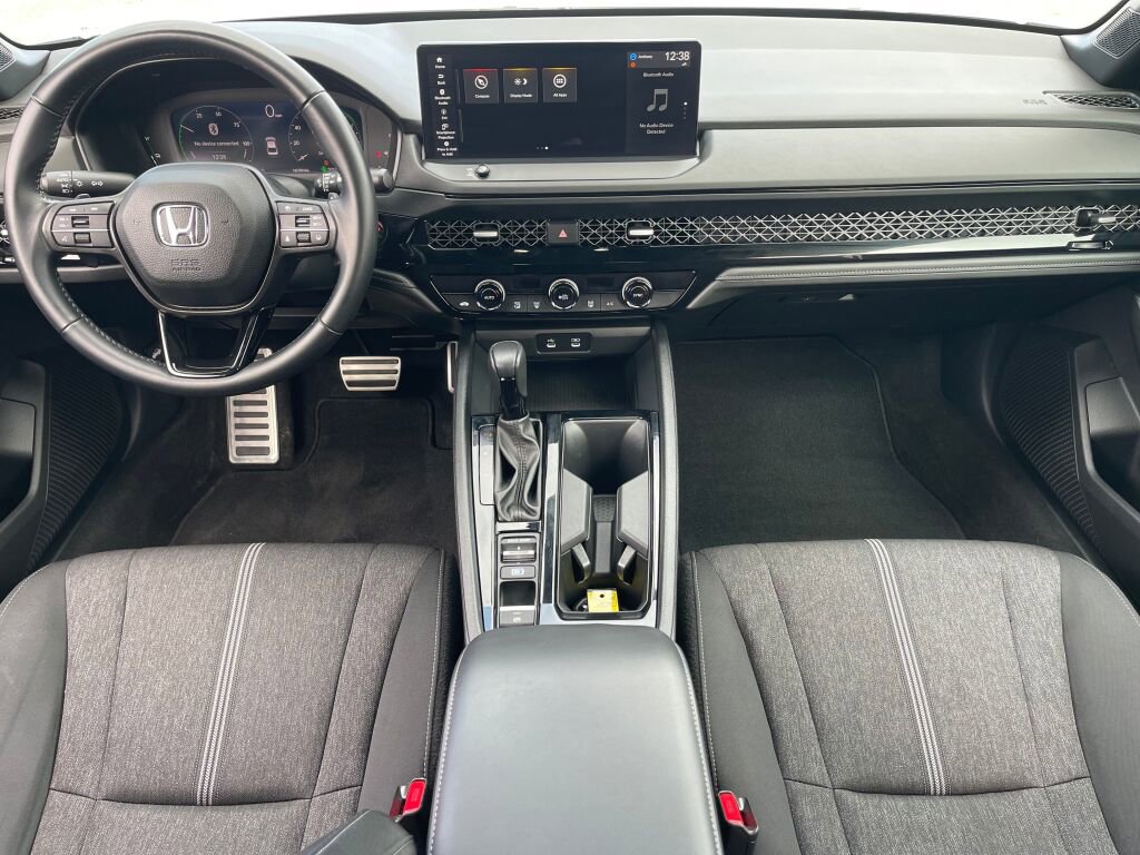 Used 2023 Honda Accord Sport image 29