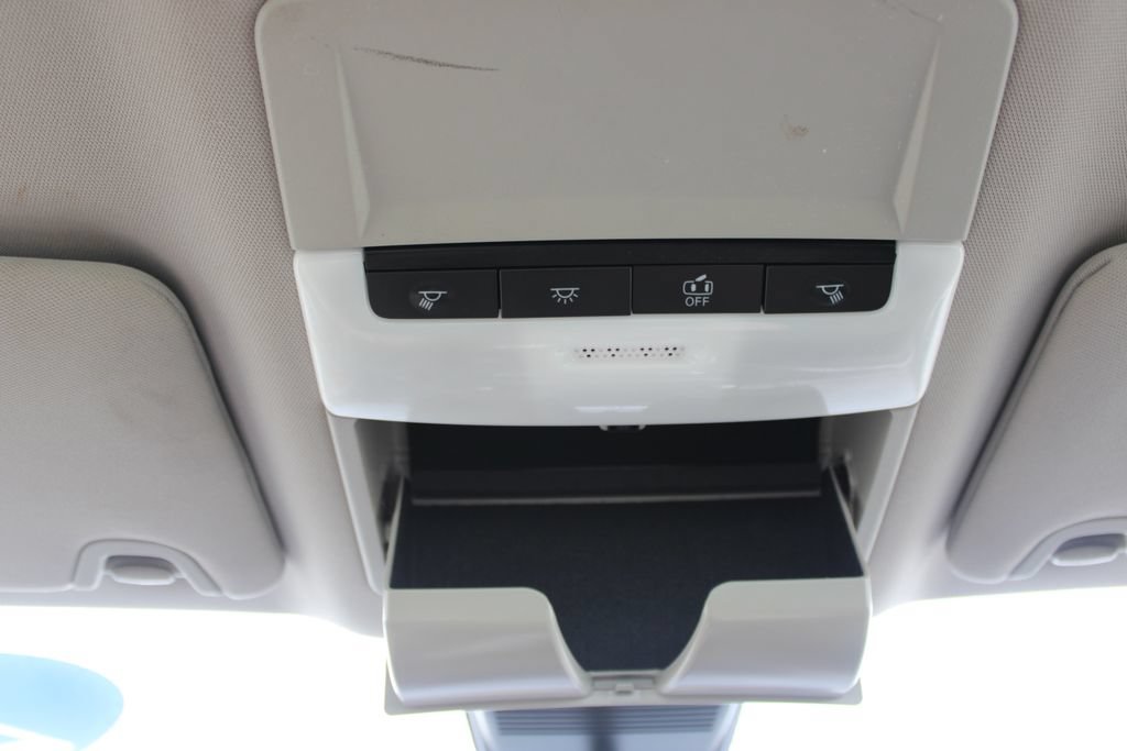 Used 2024 Nissan Altima 2.5 SV FWD image 56