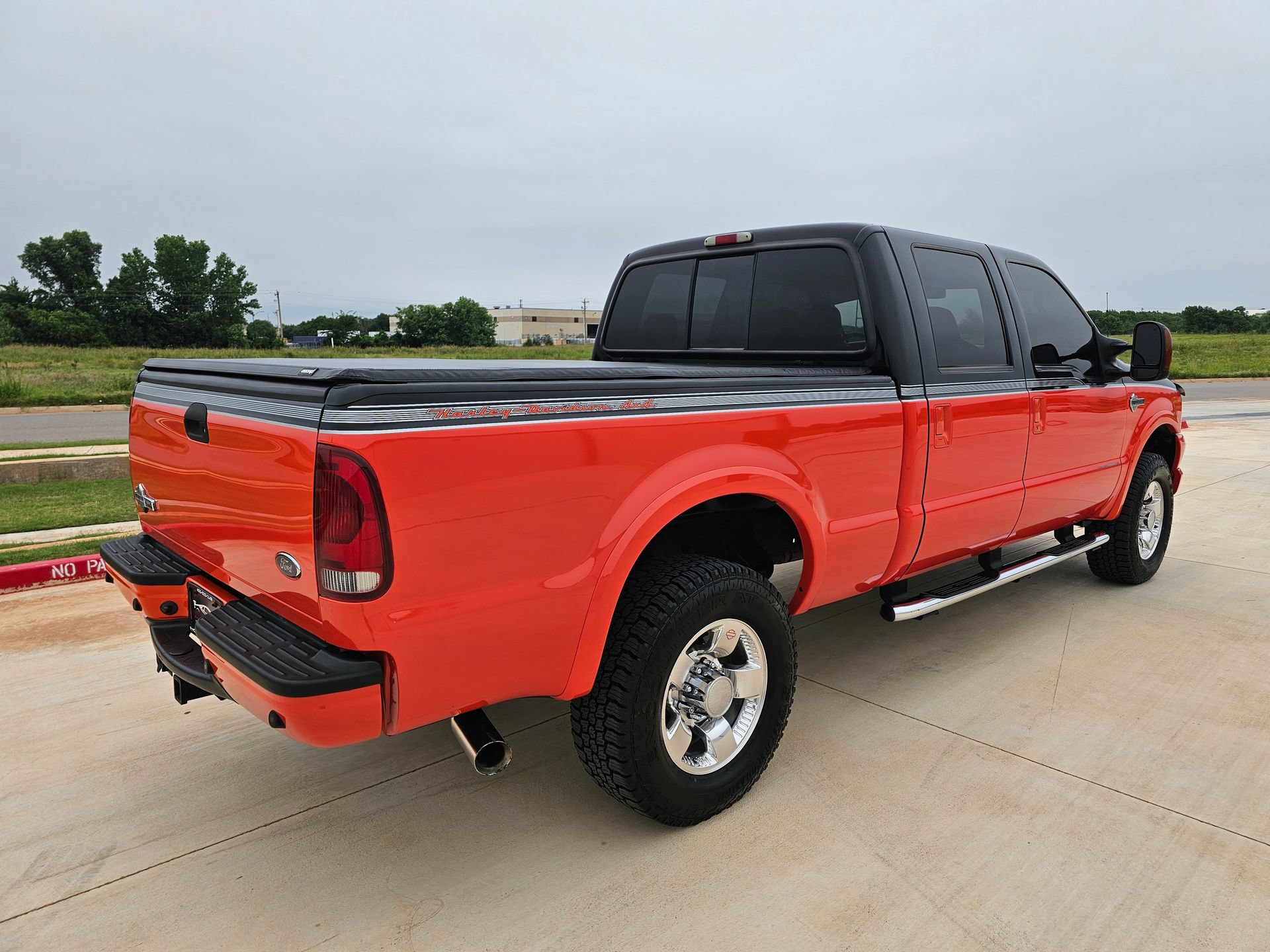 Used 2004 Ford F250 Harley-Davidson AWD/4WD image 15