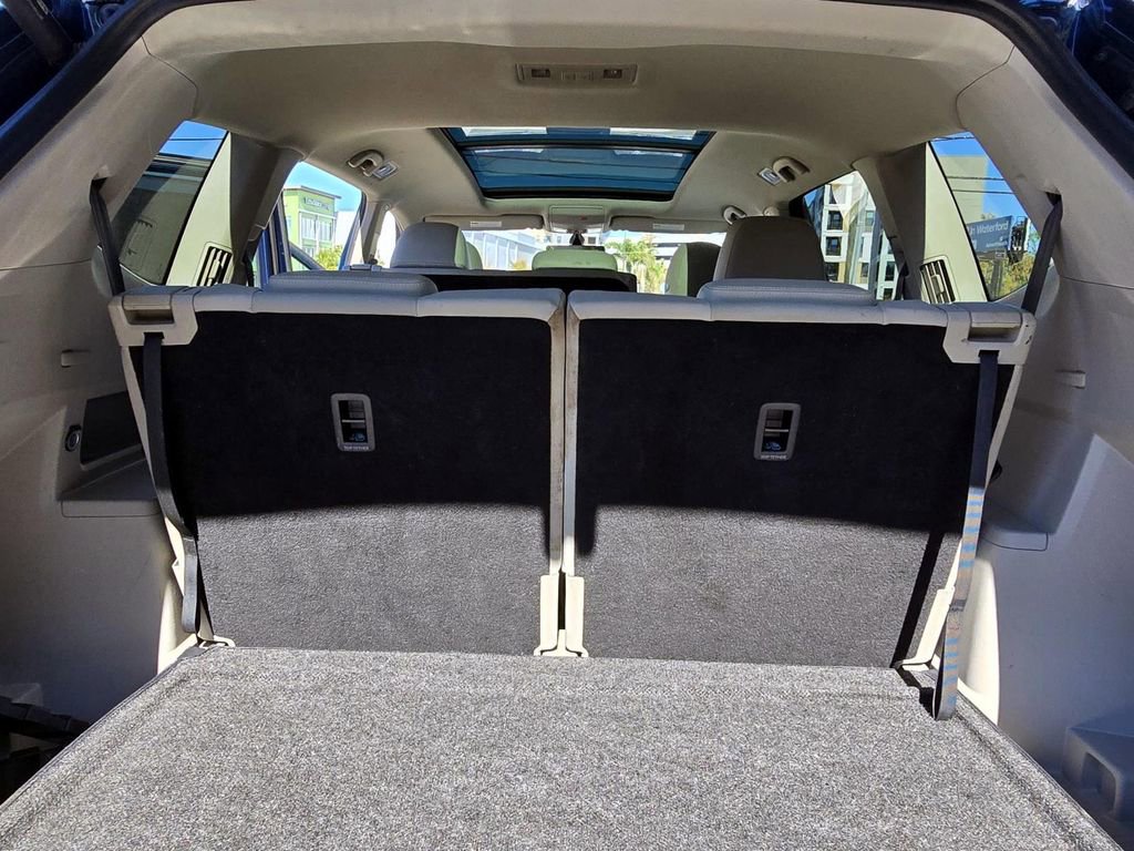 Used 2023 Volkswagen Atlas SE w/ Panoramic Sunroof Package image 30