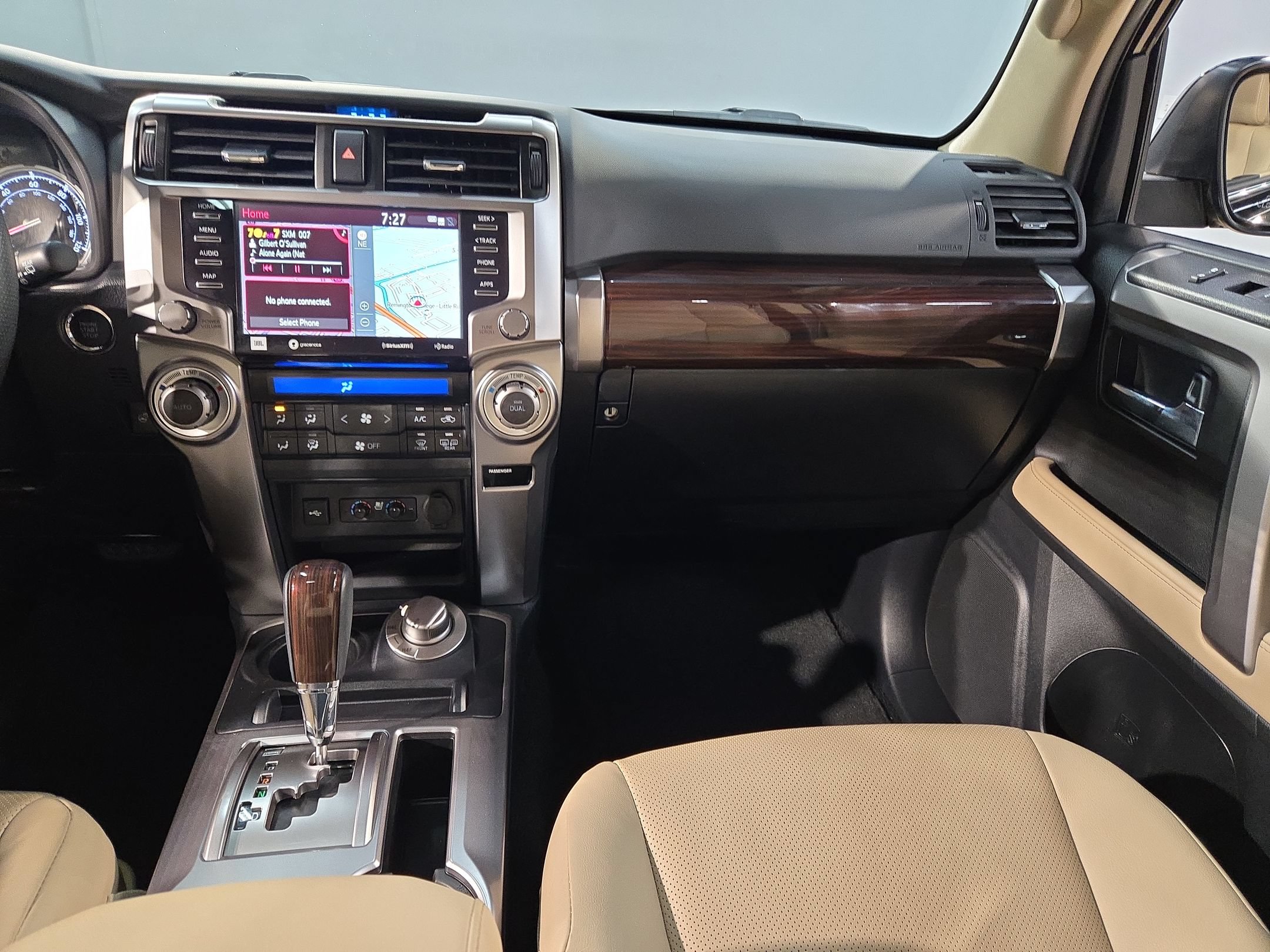 Certified 2024 Toyota 4Runner Limited AWD/4WD image 11