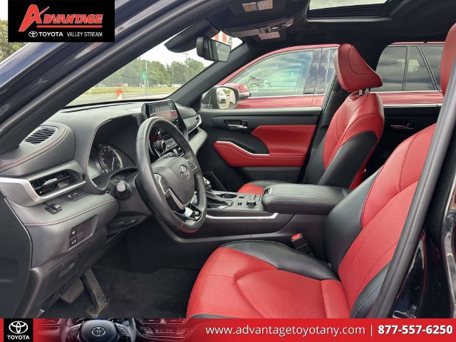 Used 2022 Toyota Highlander XSE AWD/4WD image 21