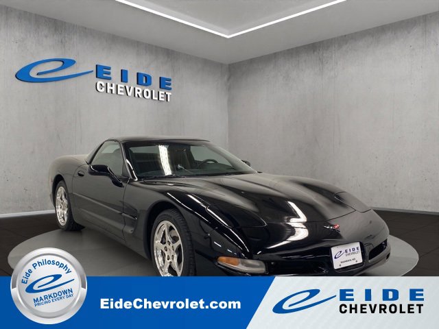 Used 2001 Chevrolet Corvette Coupe w/ Preferred Equipment Group2