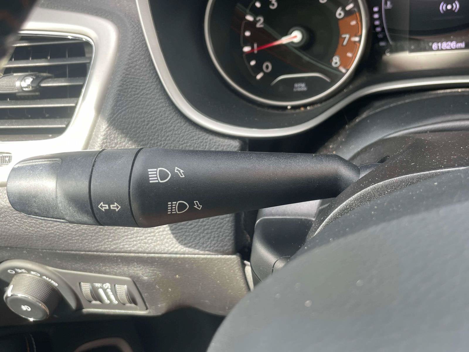 Used 2020 Jeep Compass Latitude AWD/4WD image 23