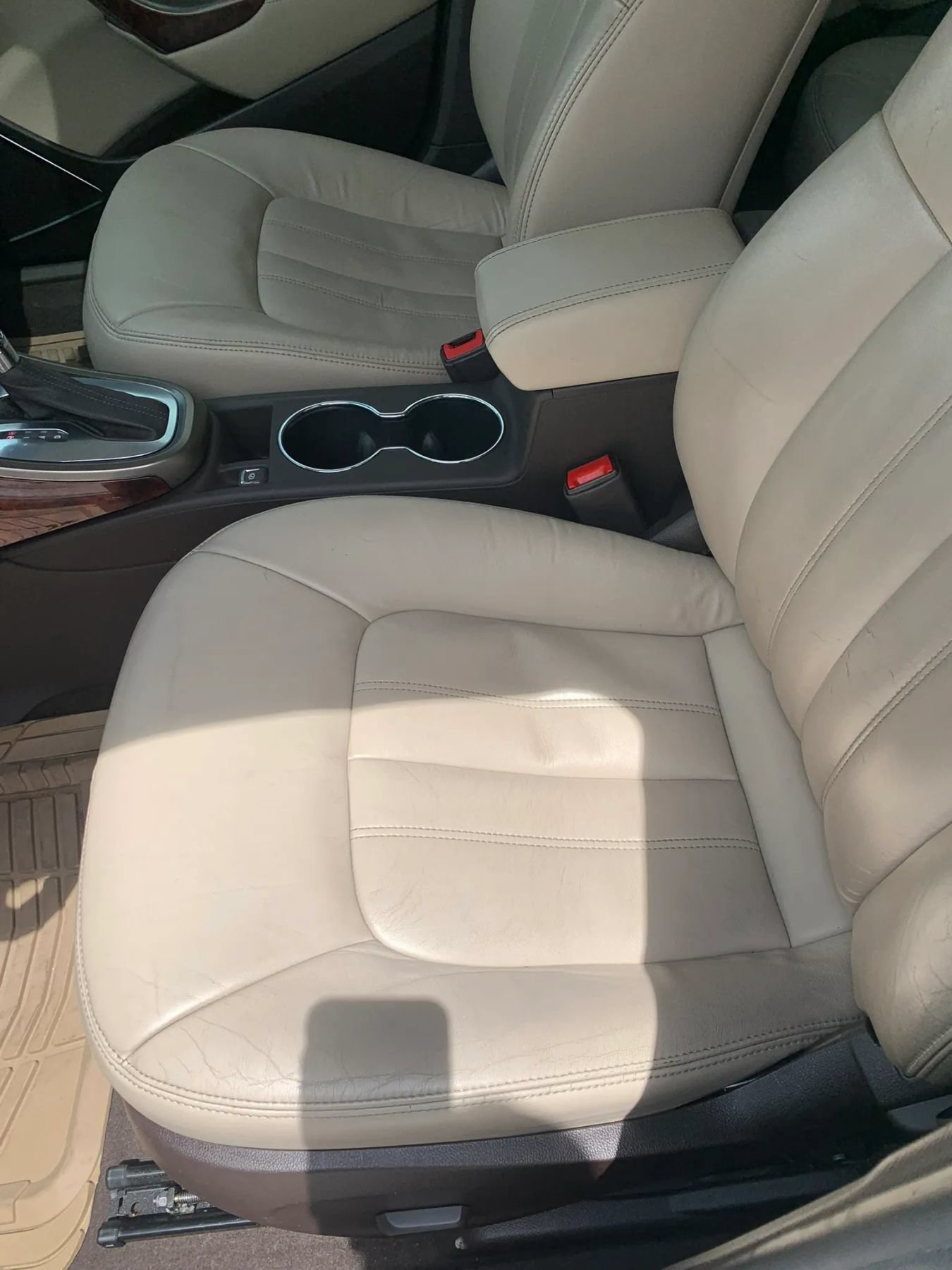 Used 2013 Buick Verano Leather FWD image 10