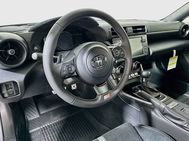 Used 2025 Toyota GR86 Premium w/ Performance Package RWD image 11