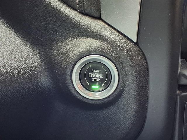 Used 2021 Chevrolet Silverado 1500 LT Trail Boss w/ Bed Protection Package image 14