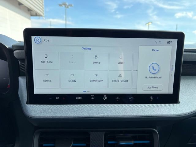 New 2026 Ford Maverick XLT image 17