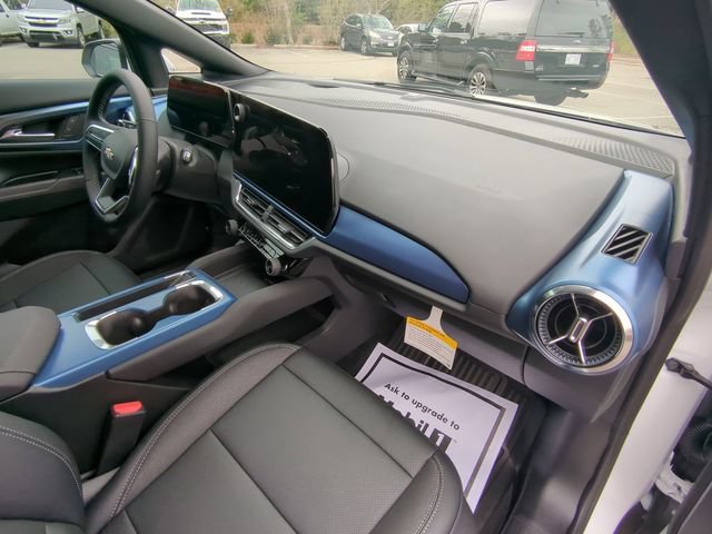 New 2026 Chevrolet Equinox EV LT FWD image 40