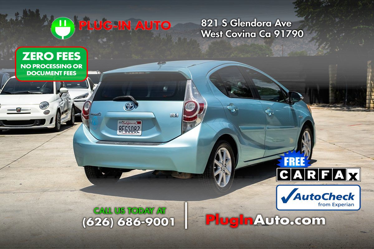 Used 2012 Toyota Prius C Four FWD image 4
