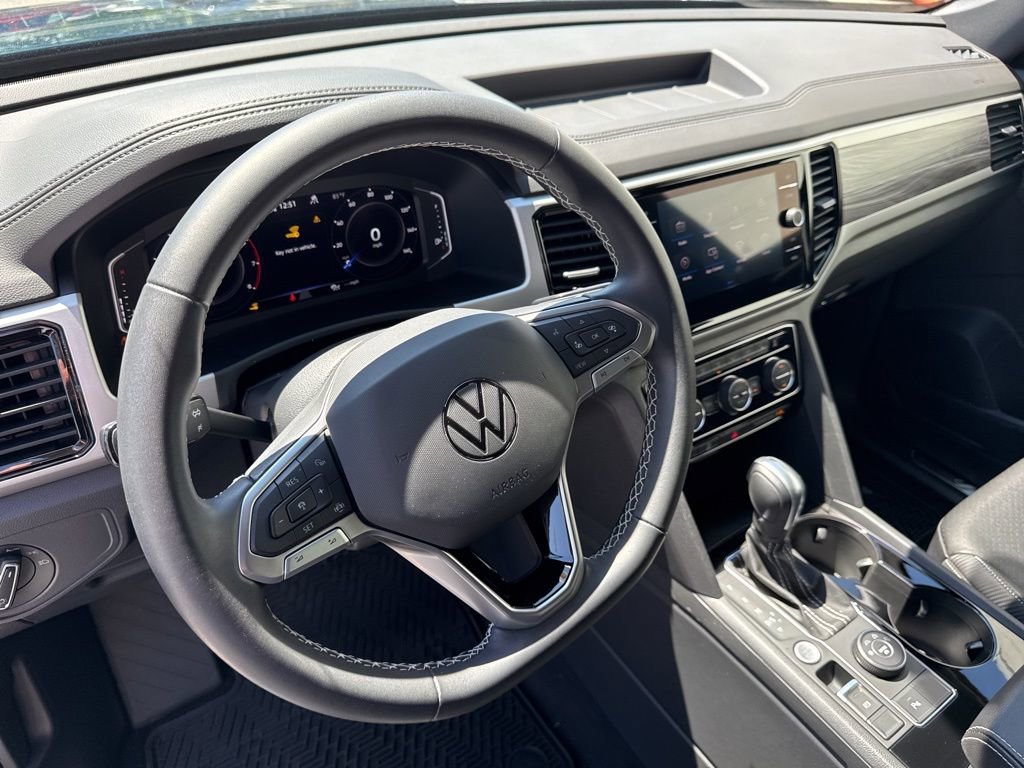Certified 2023 Volkswagen Atlas Cross Sport SE AWD/4WD image 21
