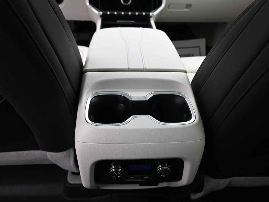 Certified 2024 GMC Acadia Denali image 22